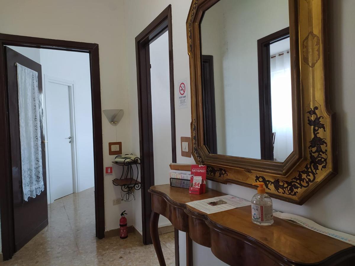 La Terrazza Su Monza Casa Vacanze Eksteriør billede
